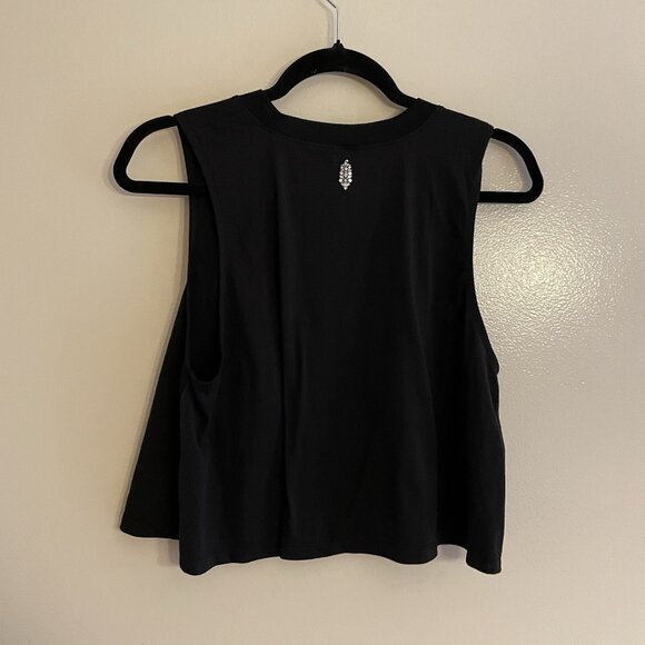 FP Movement Women M Black Lightweight Sweat-Wicking Cropped Throwback Tank Top - Picture 9 of 10